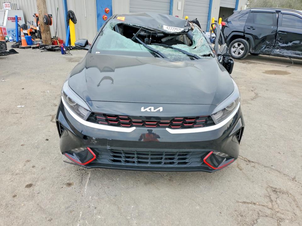 47772976 :رقم المزاد ، 3KPF54AD9PE631948 vin ، 2023 Kia Forte مزاد بيع