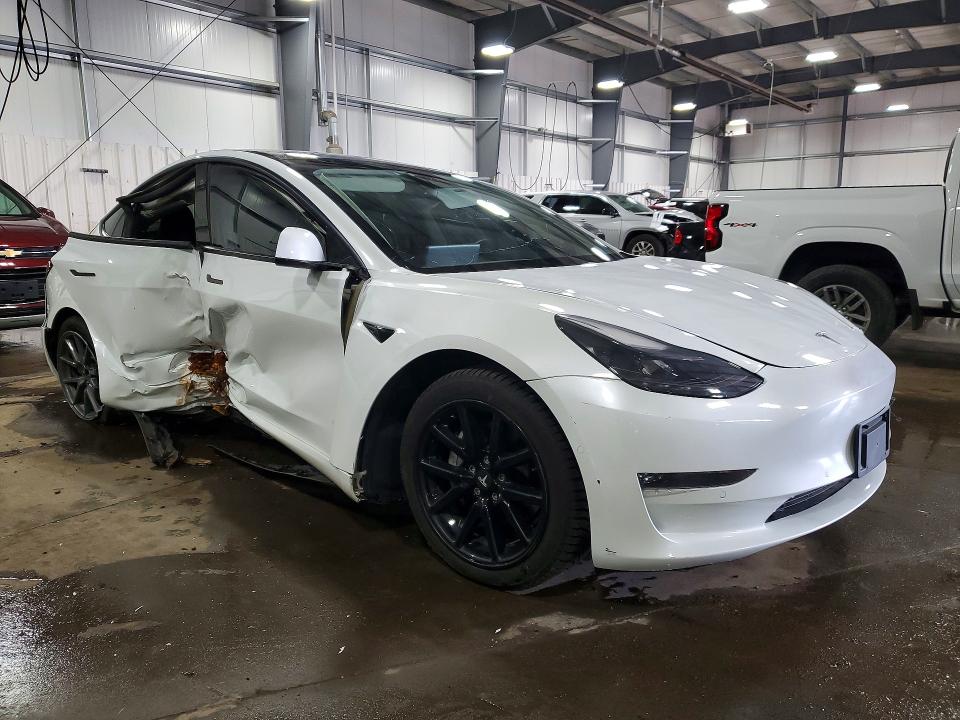 2021 Tesla Model 3 მანქანა იყიდება აუქციონზე, vin: 5YJ3E1EB1MF902713, აუქციონის ნომერი: 47989256
