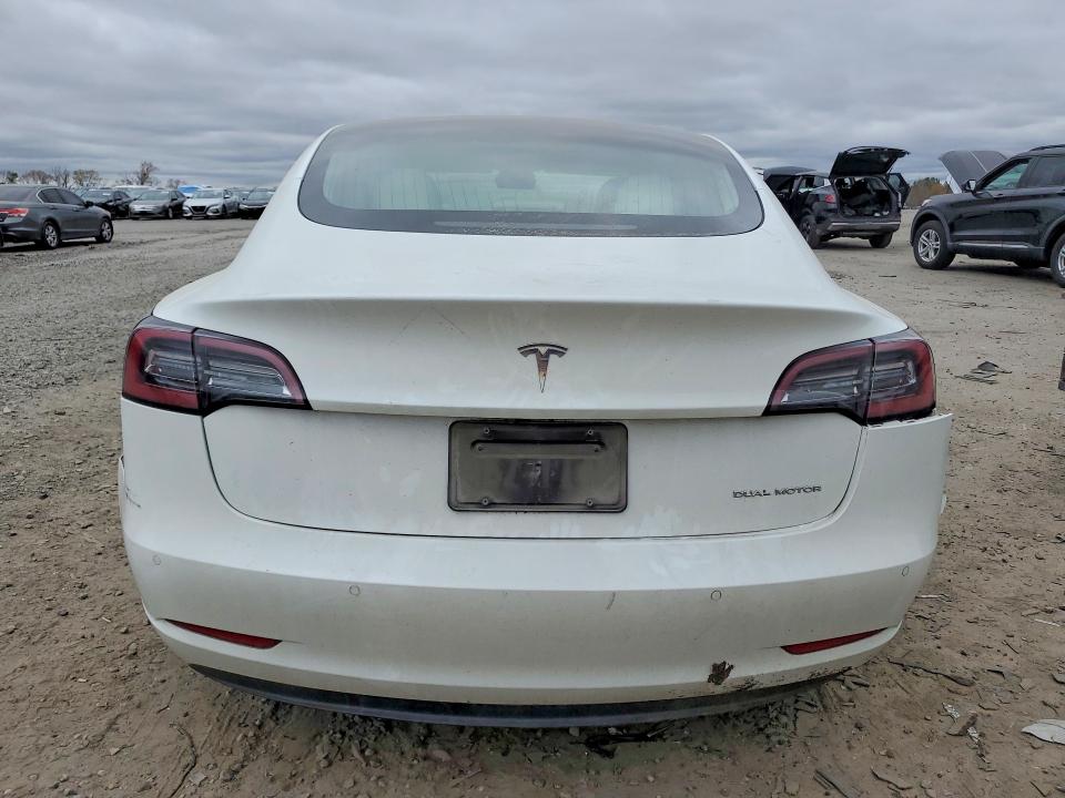 47730396 :رقم المزاد ، 5YJ3E1EB7KF406845 vin ، 2019 Tesla Model 3 مزاد بيع