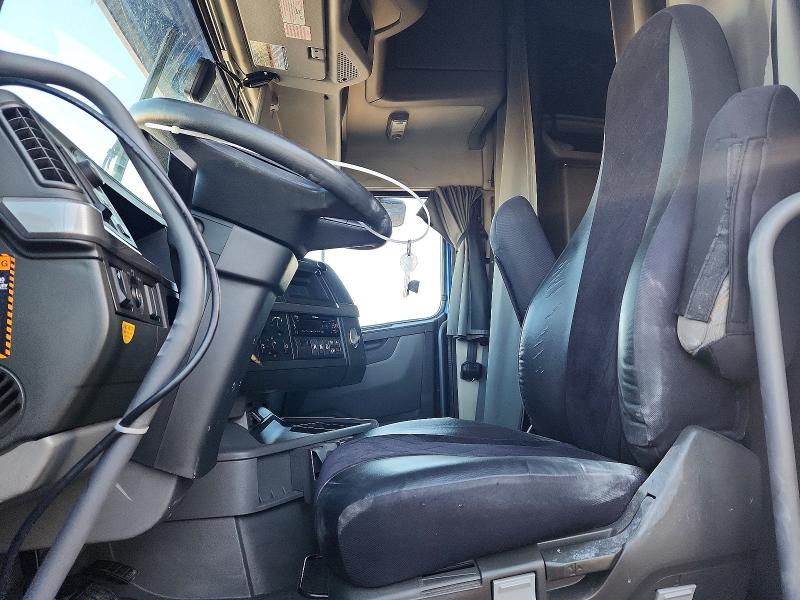2020 Volvo Vn მანქანა იყიდება აუქციონზე, vin: 4V4NC9EH7LN251268, აუქციონის ნომერი: 47561136