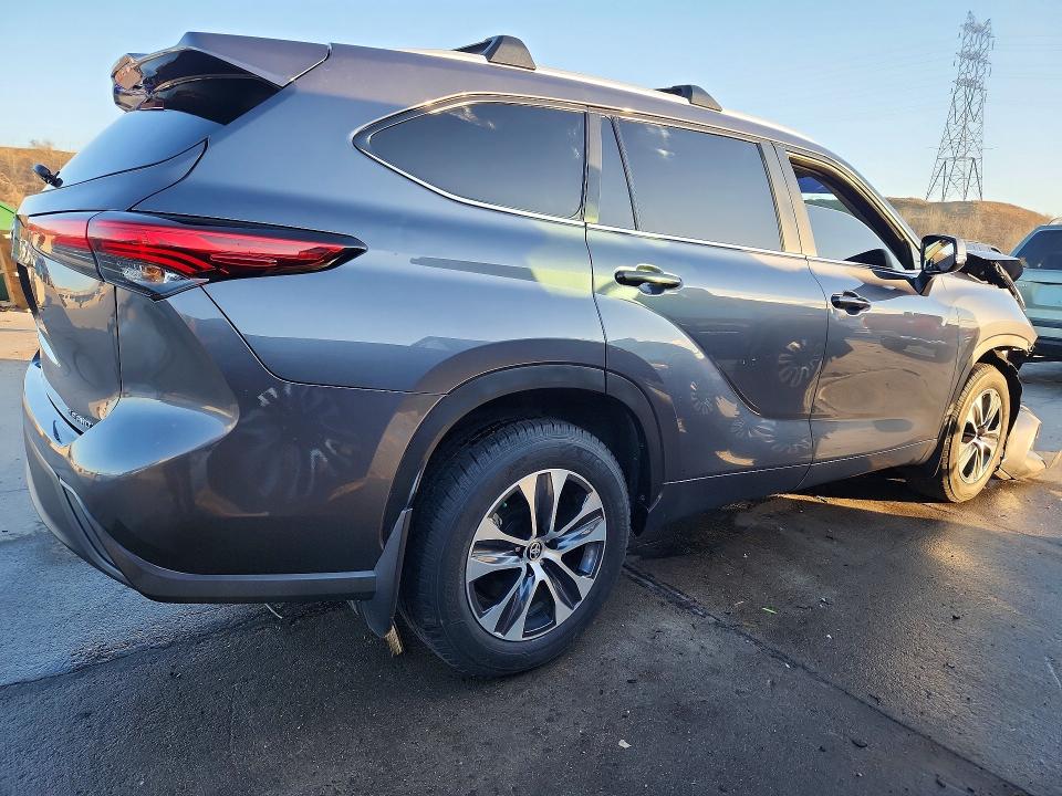 Продаж на аукціоні авто 2023 Toyota Highlander, vin: 5TDKDRBH8PS045750, номер лоту: 45825726