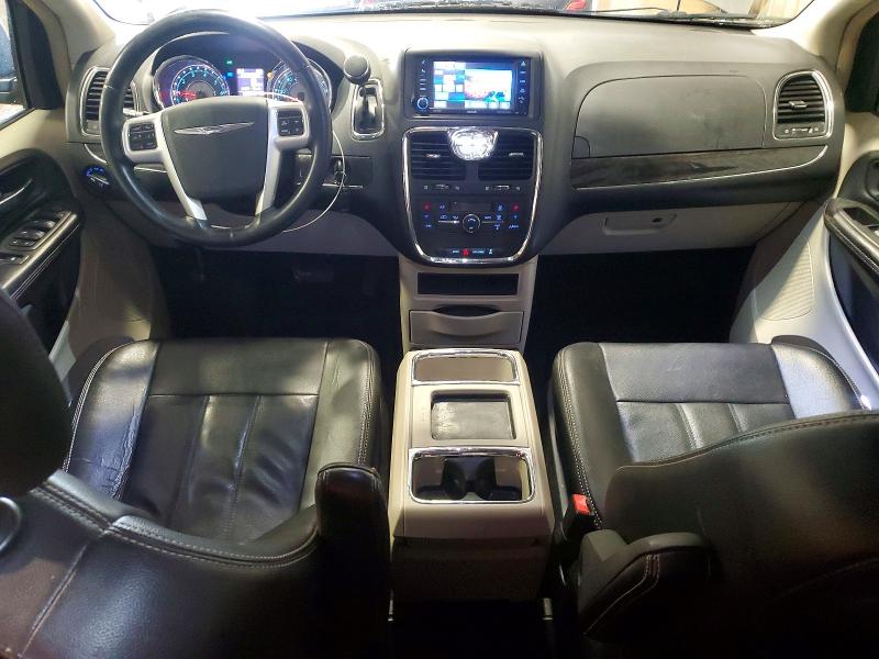 45495326 :رقم المزاد ، 2C4RC1BG3GR110975 vin ، 2016 Chrysler Town & Country مزاد بيع