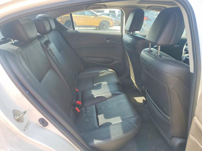46673156 :رقم المزاد ، 19VDE1F37FE000693 vin ، 2015 Acura Ilx مزاد بيع