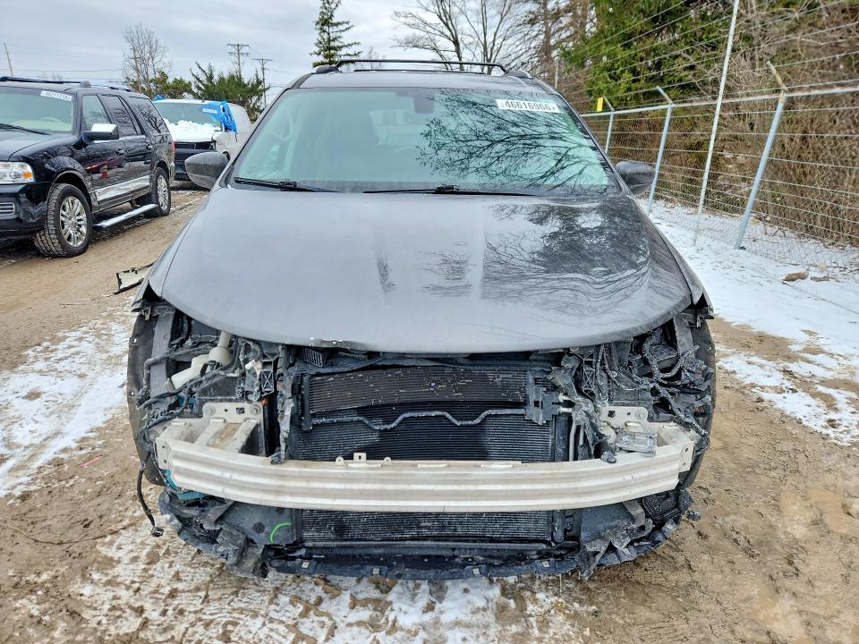 2017 Chrysler Pacifica მანქანა იყიდება აუქციონზე, vin: 2C4RC1EG1HR727322, აუქციონის ნომერი: 46616966