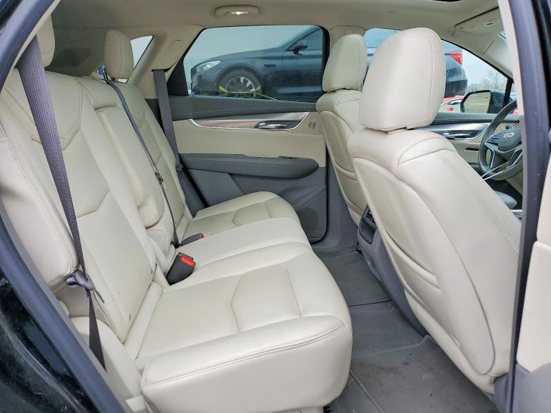 47563896 :رقم المزاد ، 1GYKNBRS0HZ101020 vin ، 2017 Cadillac Xt5 مزاد بيع