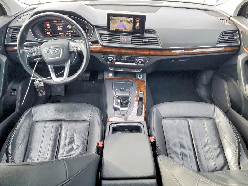 46875646 :رقم المزاد ، WA1BNAFY3J2043373 vin ، 2018 Audi Q5 مزاد بيع