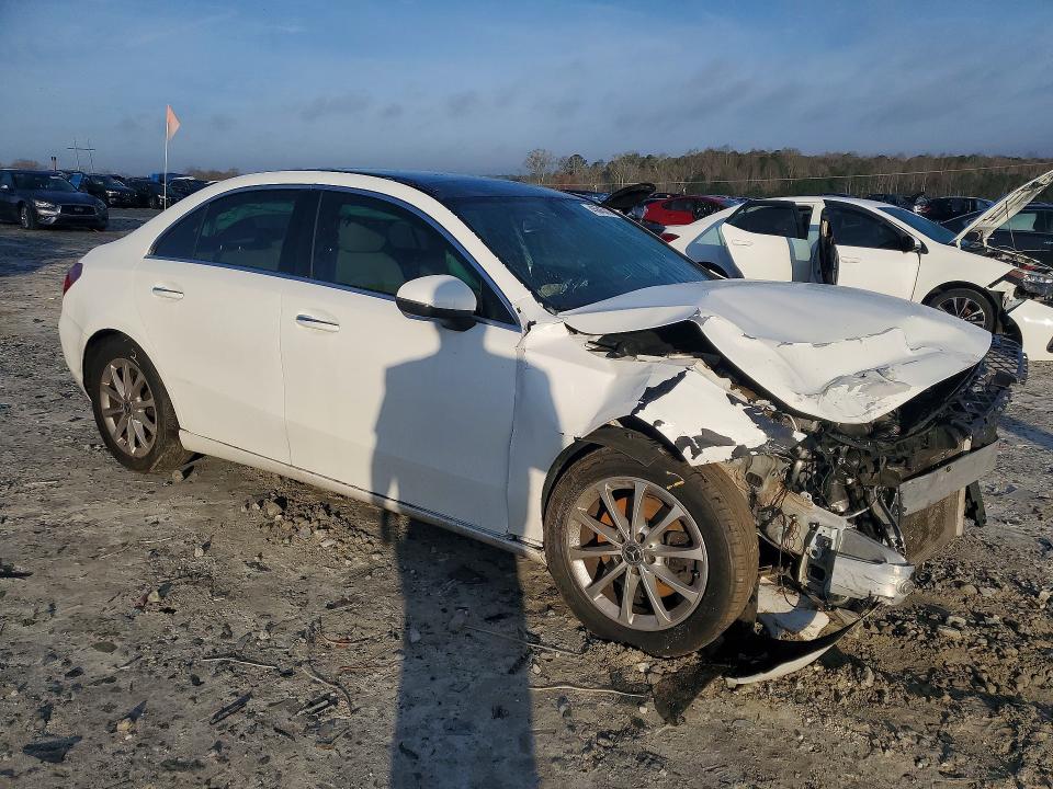 56147556 :رقم المزاد ، W1K3G4EB6LW045509 vin ، 2020 Mercedes-benz A مزاد بيع