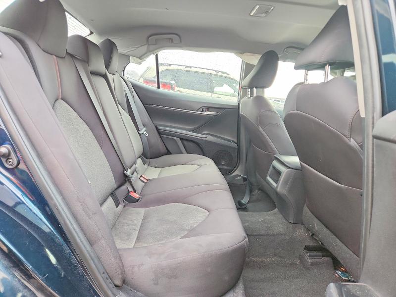 79272325 :رقم المزاد ، 4T1B11HK4KU830859 vin ، 2019 Toyota Camry مزاد بيع
