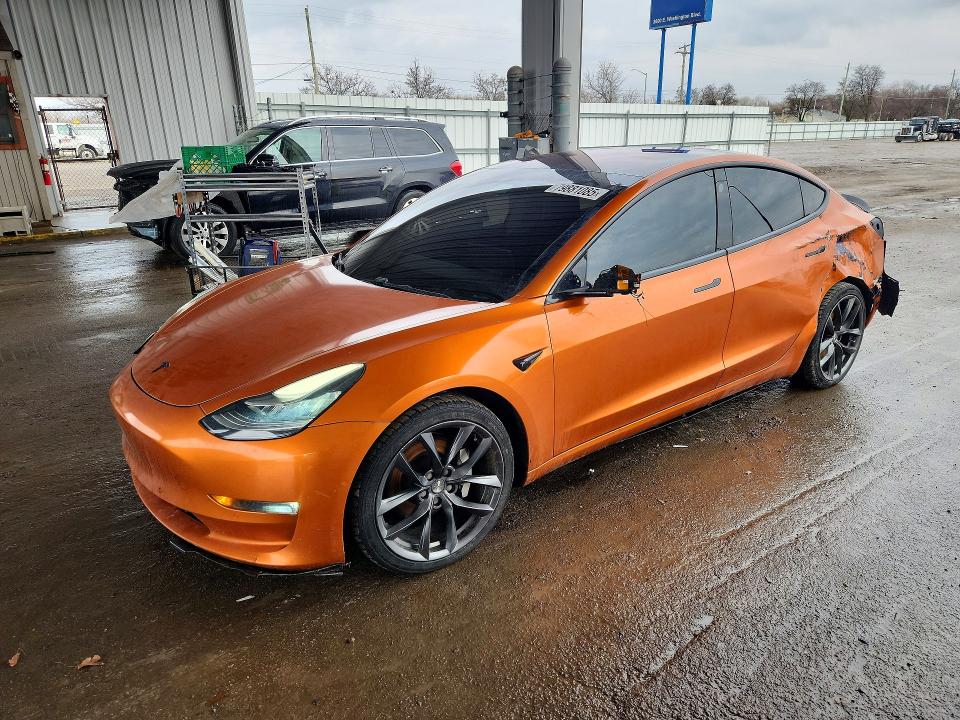 Продаж на аукціоні авто 2018 Tesla Model 3, vin: 5YJ3E1EB6JF064383, номер лоту: 79881085