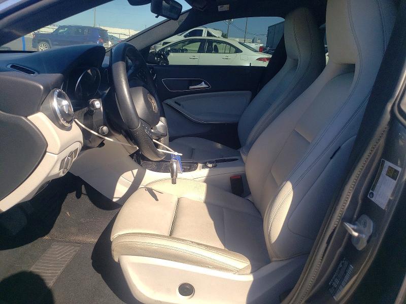 46898766 :رقم المزاد ، WDDSJ4EB0HN400118 vin ، 2017 Mercedes-benz Cla مزاد بيع