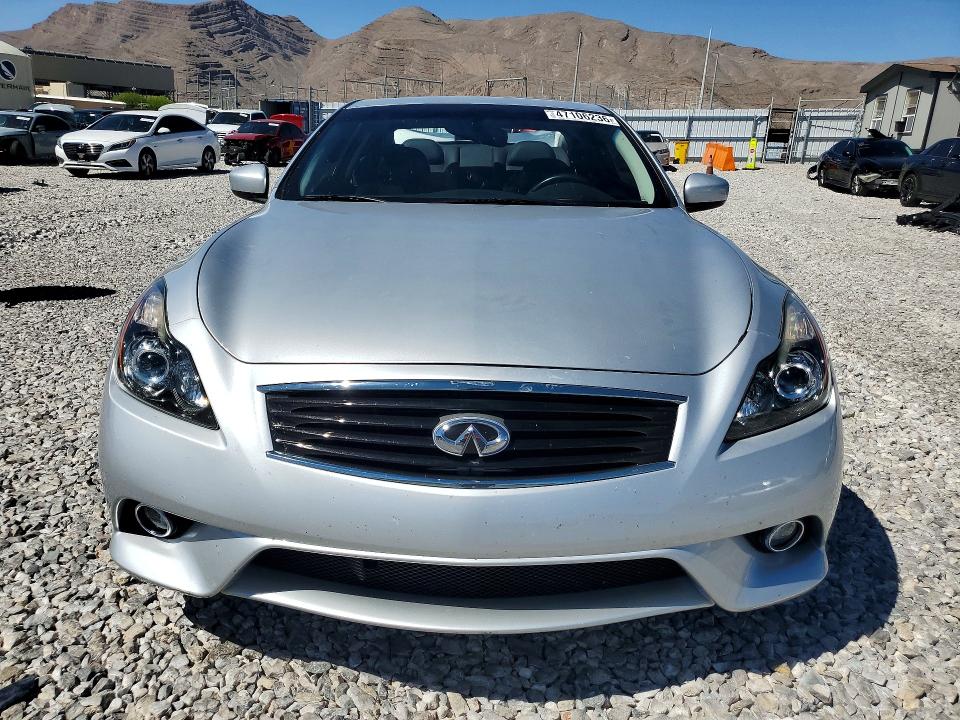 Продажа на аукционе авто 2015 Infiniti Q60, vin: JN1CV6EK6FM870920, номер лота: 47106236