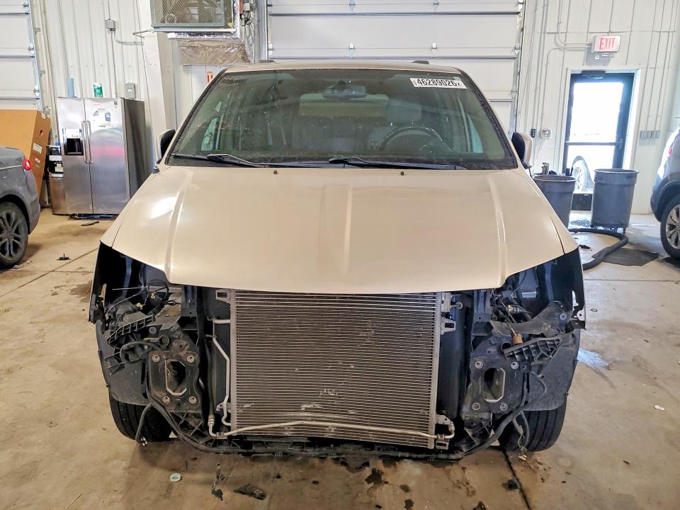 2013 Chrysler Town & Country მანქანა იყიდება აუქციონზე, vin: 2C4RC1BG3DR714697, აუქციონის ნომერი: 46289026