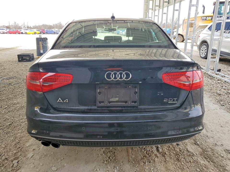 46870556 :رقم المزاد ، WAUFFAFL6FN003817 vin ، 2015 Audi A4 مزاد بيع