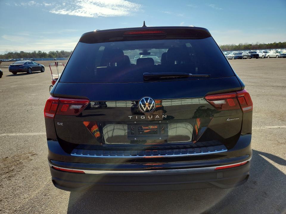 Auction sale of the 2024 Volkswagen Tiguan, vin: 3VVMB7AX8RM086217, lot number: 41930026