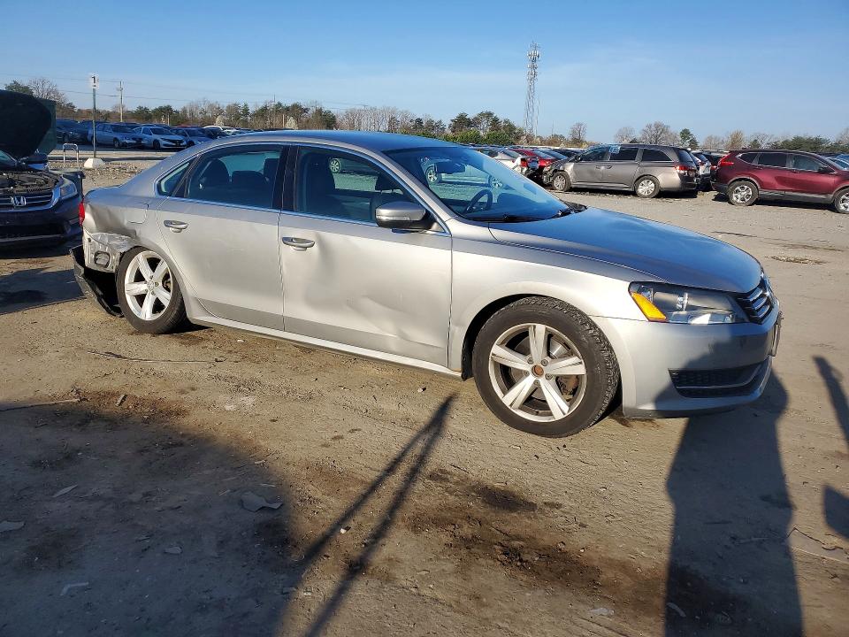 Продаж на аукціоні авто 2013 Volkswagen Passat, vin: 1VWBP7A34DC110489, номер лоту: 46986416