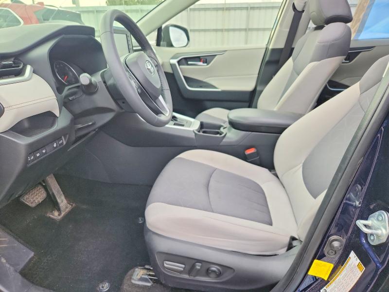 Продажа на аукционе авто 2019 Toyota Rav4, vin: JTMP1RFV7KD039313, номер лота: 45981436