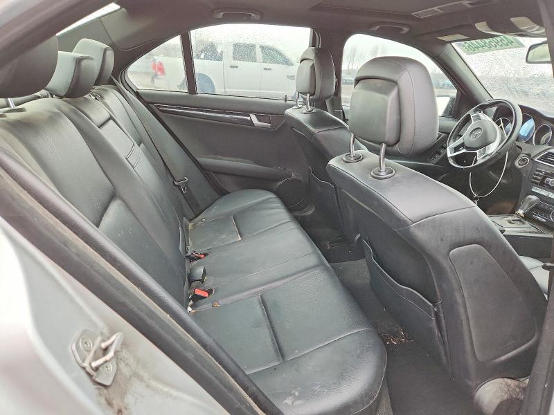 2012 Mercedes-benz C მანქანა იყიდება აუქციონზე, vin: WDDGF8FB8CF921605, აუქციონის ნომერი: 45958446