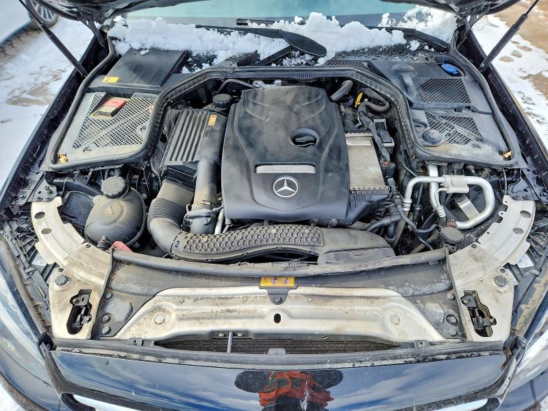 2015 Mercedes-benz C მანქანა იყიდება აუქციონზე, vin: 55SWF4KB7FU053639, აუქციონის ნომერი: 46037356