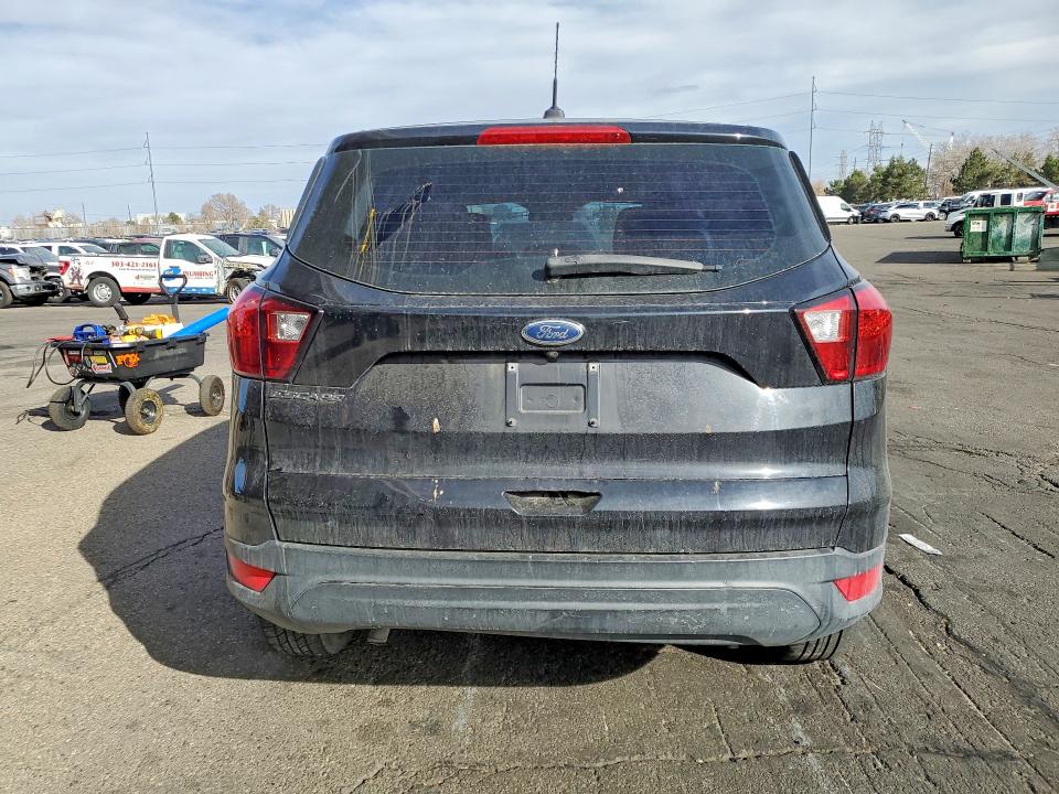2019 Ford Escape მანქანა იყიდება აუქციონზე, vin: 1FMCU0F75KUA19270, აუქციონის ნომერი: 79768585