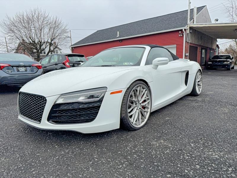 42072046 :رقم المزاد ، WUASUAFG2EN000926 vin ، 2014 Audi R8 مزاد بيع