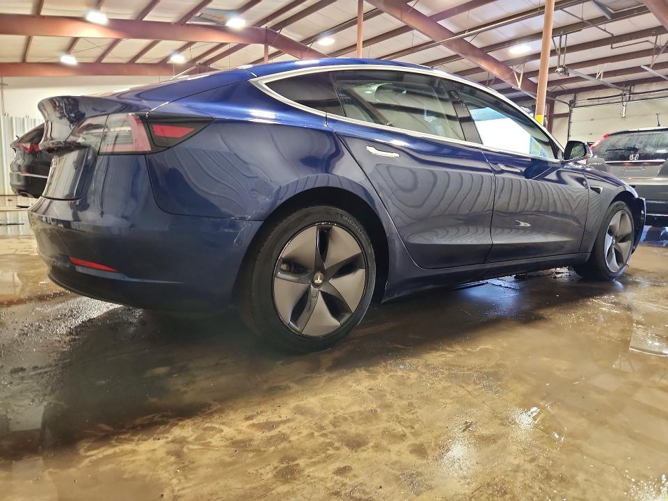 2018 Tesla Model 3 მანქანა იყიდება აუქციონზე, vin: 5YJ3E1EA0JF160310, აუქციონის ნომერი: 78740915