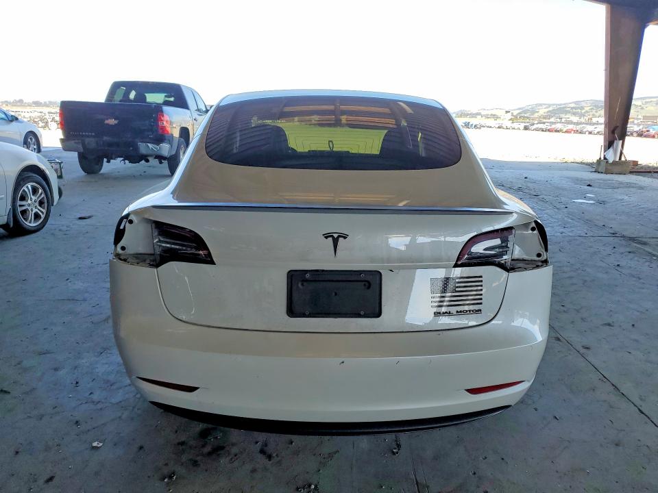 46506106 :رقم المزاد ، 5YJ3E1EC8LF742868 vin ، 2020 Tesla Model 3 مزاد بيع