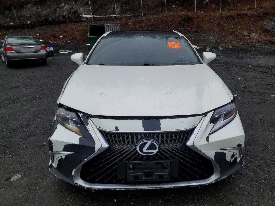 41593136 :رقم المزاد ، JTHBK1GG6D2063544 vin ، 2013 Lexus Es 350 مزاد بيع