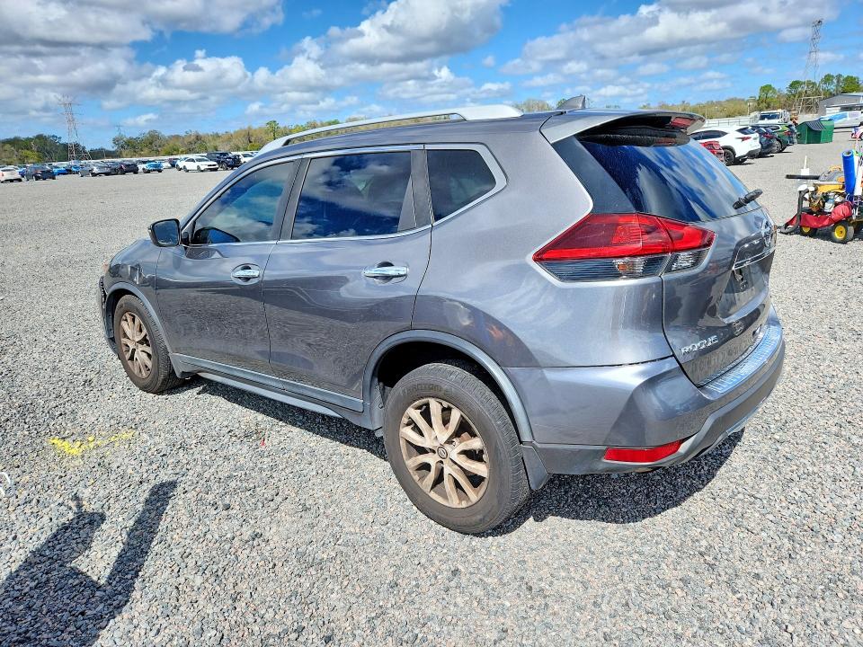 79784875 :رقم المزاد ، 5N1AT2MT0KC810043 vin ، 2019 Nissan Rogue مزاد بيع