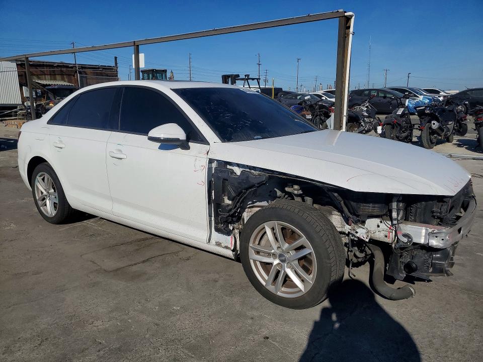 Продажа на аукционе авто 2017 Audi A4, vin: WAUGNAF43HN017547, номер лота: 46146346