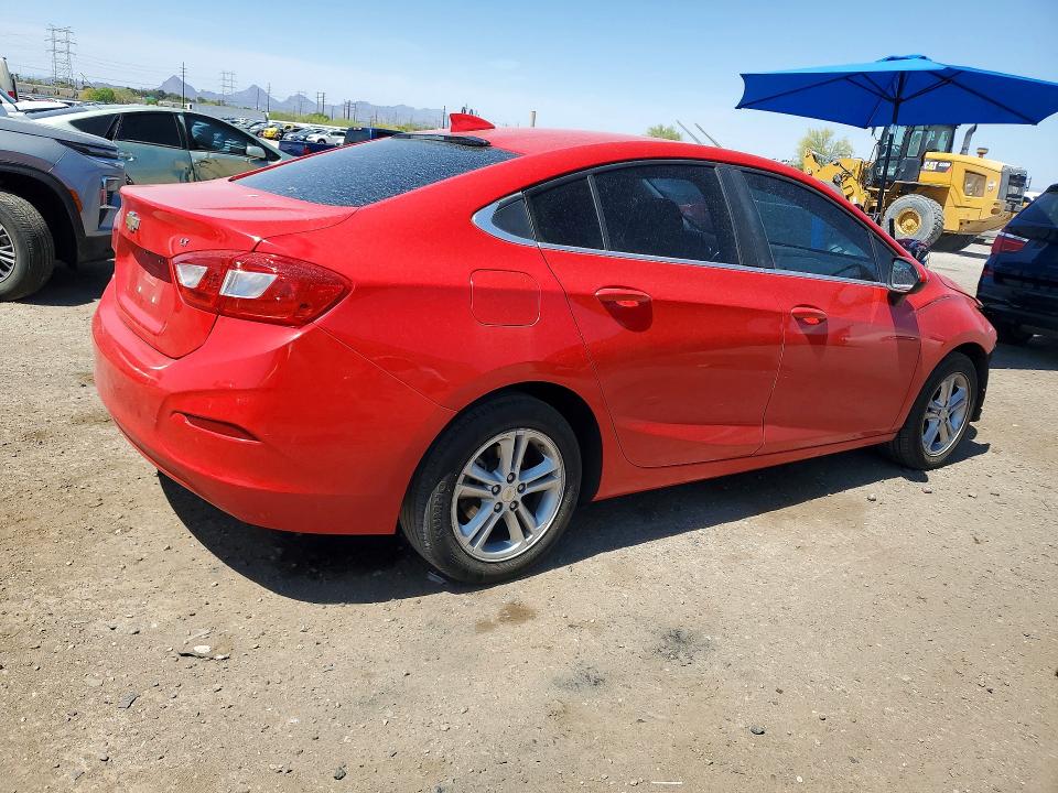 48003696 :رقم المزاد ، 1G1BE5SM7H7119828 vin ، 2017 Chevrolet Cruze مزاد بيع