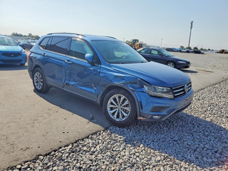 2018 Volkswagen Tiguan მანქანა იყიდება აუქციონზე, vin: 3VV1B7AX1JM021426, აუქციონის ნომერი: 47331526