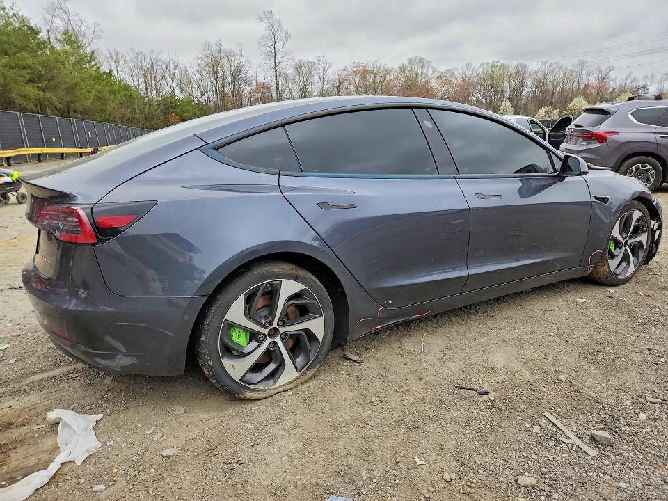 Продаж на аукціоні авто 2022 Tesla Model 3, vin: 5YJ3E1EB1NF192388, номер лоту: 47694396