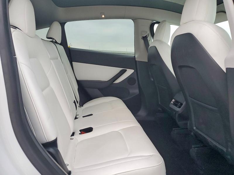2022 Tesla Model Y მანქანა იყიდება აუქციონზე, vin: 7SAYGDEE2NF331751, აუქციონის ნომერი: 48042056