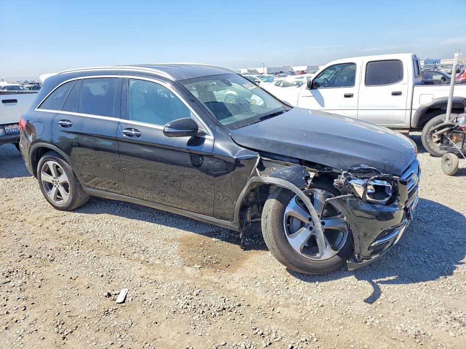 47475596 :رقم المزاد ، WDC0G4JB7JV023969 vin ، 2018 Mercedes-benz Glc مزاد بيع