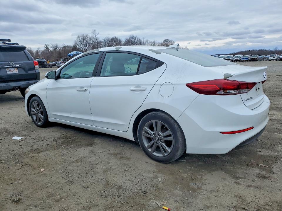 2017 Hyundai Elantra მანქანა იყიდება აუქციონზე, vin: 5NPD84LF7HH030970, აუქციონის ნომერი: 46879696
