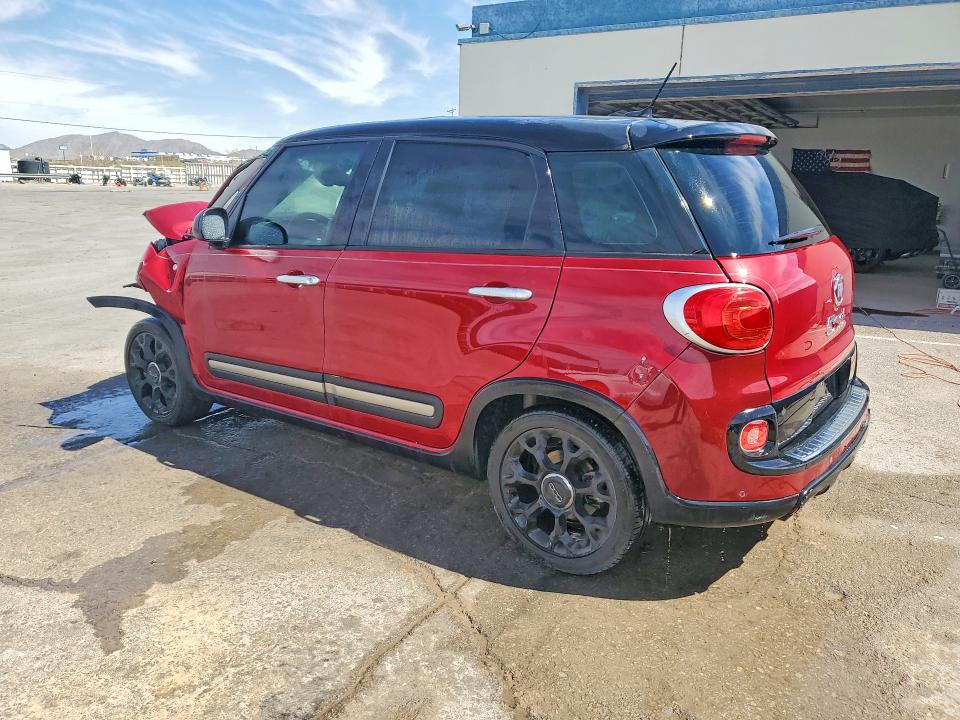 41839296 :رقم المزاد ، ZFBCFADH4GZ037434 vin ، 2016 Fiat 500l مزاد بيع