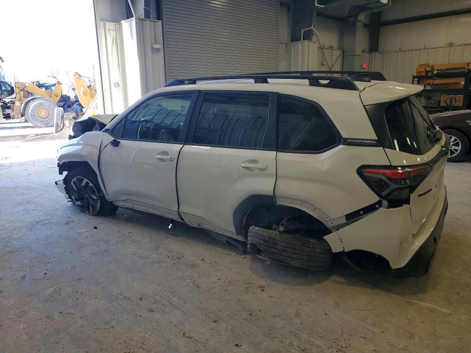 2026 Subaru Forester მანქანა იყიდება აუქციონზე, vin: 4S4SLDR60T3015501, აუქციონის ნომერი: 46843576