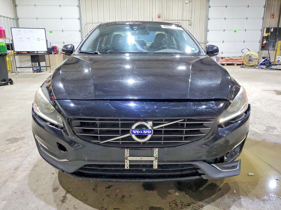 2014 Volvo S60 მანქანა იყიდება აუქციონზე, vin: YV1612FS7E2275916, აუქციონის ნომერი: 46873996