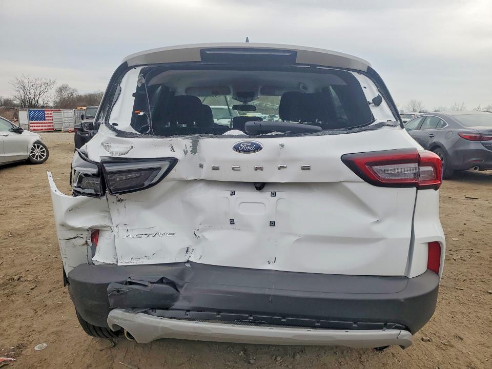 45833006 :رقم المزاد ، 1FMCU0GN4SUA63550 vin ، 2025 Ford Escape مزاد بيع