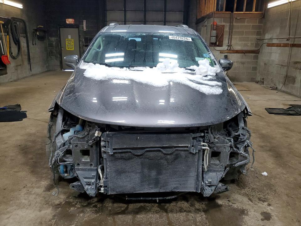 46479226 :رقم المزاد ، 2C4RC1DGXMR538809 vin ، 2021 Chrysler Voyager مزاد بيع
