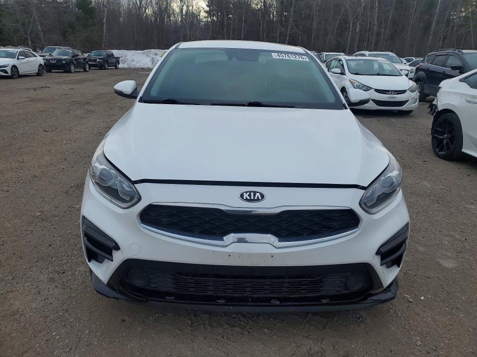 45761276 :رقم المزاد ، 3KPF54AD4ME348398 vin ، 2021 Kia Forte مزاد بيع
