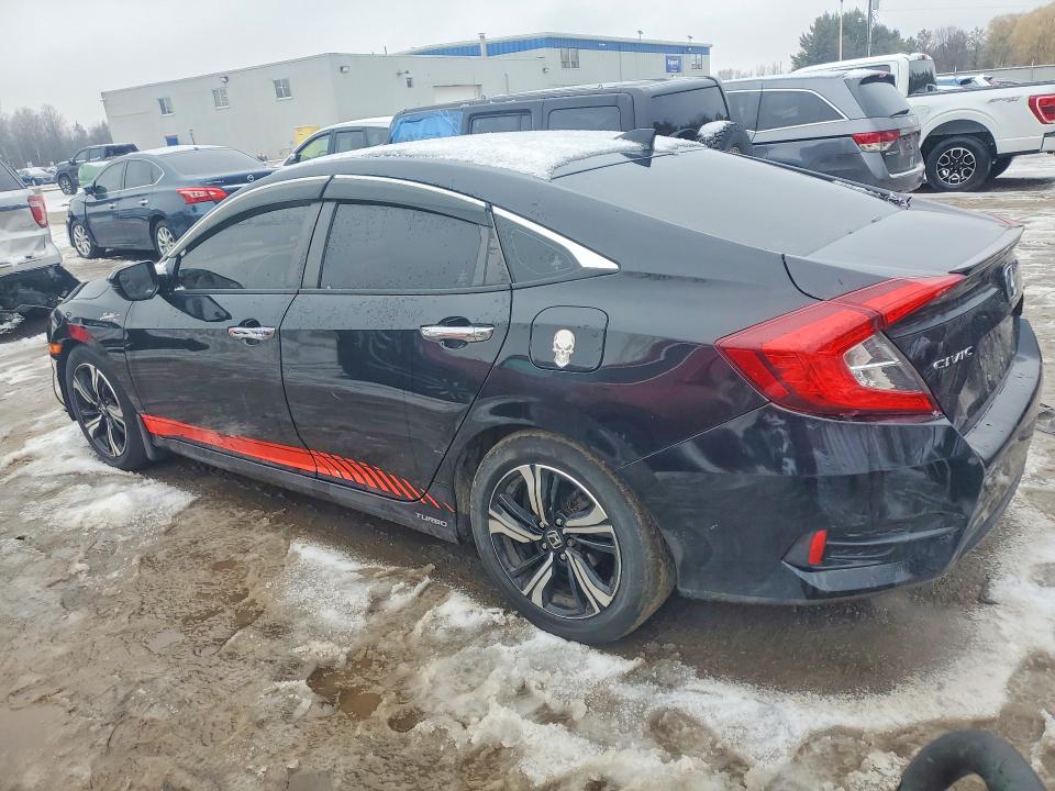 46712446 :رقم المزاد ، 2HGFC1F96HH101596 vin ، 2017 Honda Civic مزاد بيع