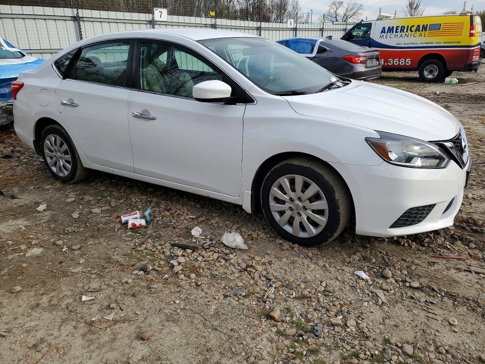 46926986 :رقم المزاد ، 3N1AB7AP9HY366479 vin ، 2017 Niss Sentra مزاد بيع