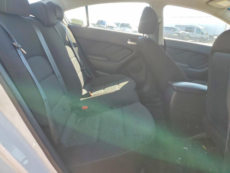2018 Kia Forte მანქანა იყიდება აუქციონზე, vin: 3KPFK4A70JE229102, აუქციონის ნომერი: 47787056