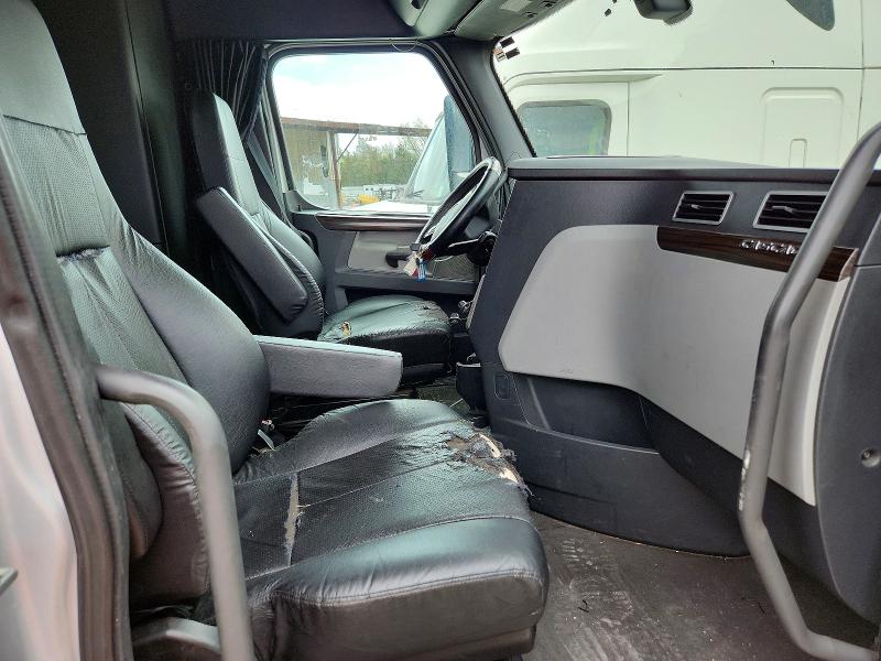 Продажа на аукционе авто 2020 Freigliner Cascadia 126, vin: 3AKJHHDR3LSLS7741, номер лота: 47681706