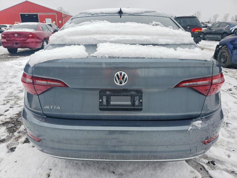 45740606 :رقم المزاد ، 3VWC57BU5MM010563 vin ، 2021 Volkswagen Jetta مزاد بيع