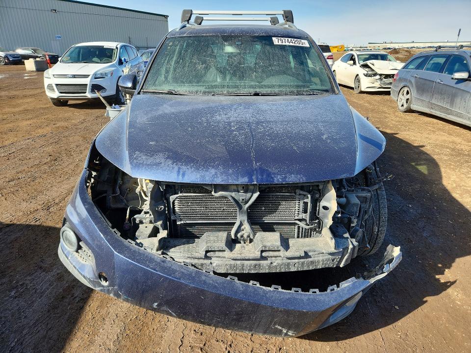 79744205 :رقم المزاد ، WVGJV7AX9FW611303 vin ، 2015 Volkswagen Tiguan مزاد بيع