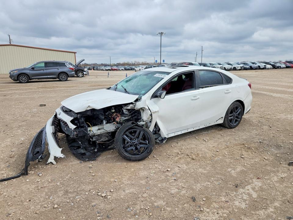 41605416 :رقم المزاد ، 3KPF34ADXME340912 vin ، 2021 Kia Forte مزاد بيع