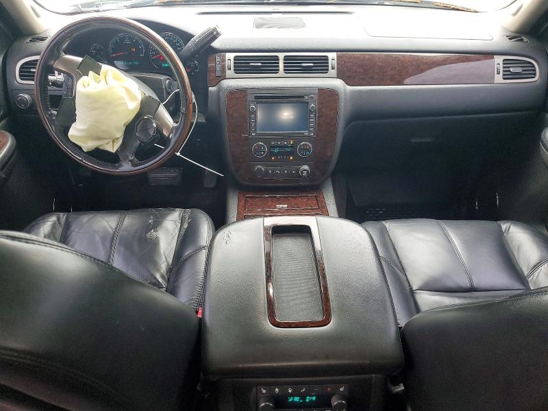 46283736 :رقم المزاد ، 1GKFK63888J102827 vin ، 2008 Gmc Yukon مزاد بيع