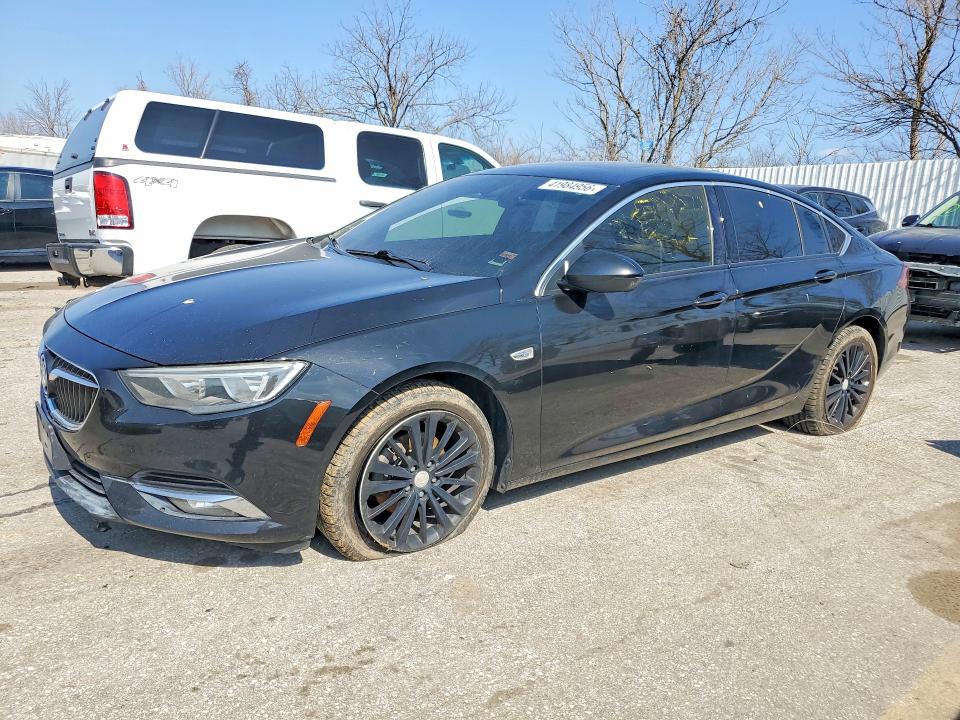 41984956 :رقم المزاد ، W04GM6SXXJ1137999 vin ، 2018 Buick Regal مزاد بيع